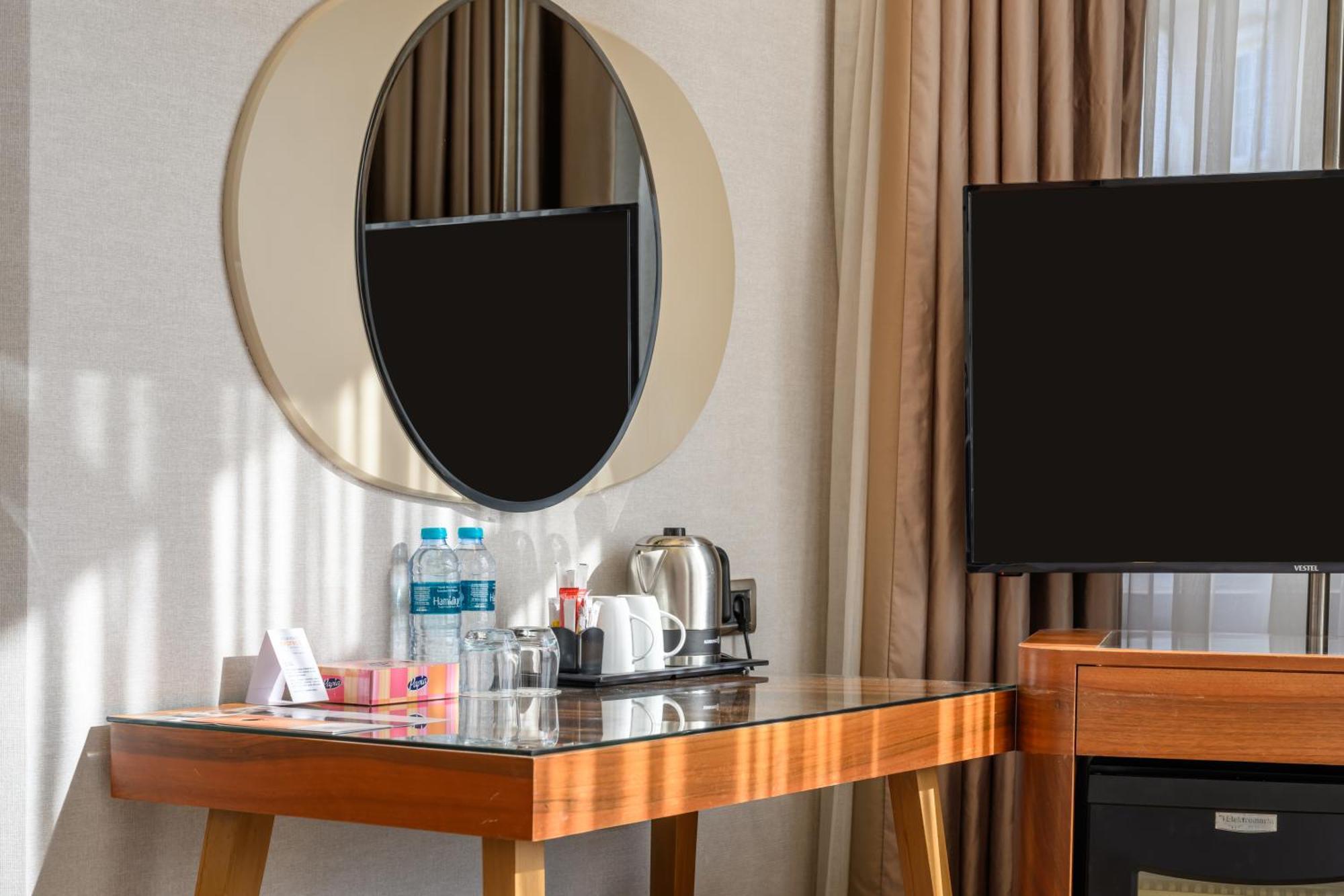 Four Points Flex By Sheraton Istanbul Taksim Square Extérieur photo