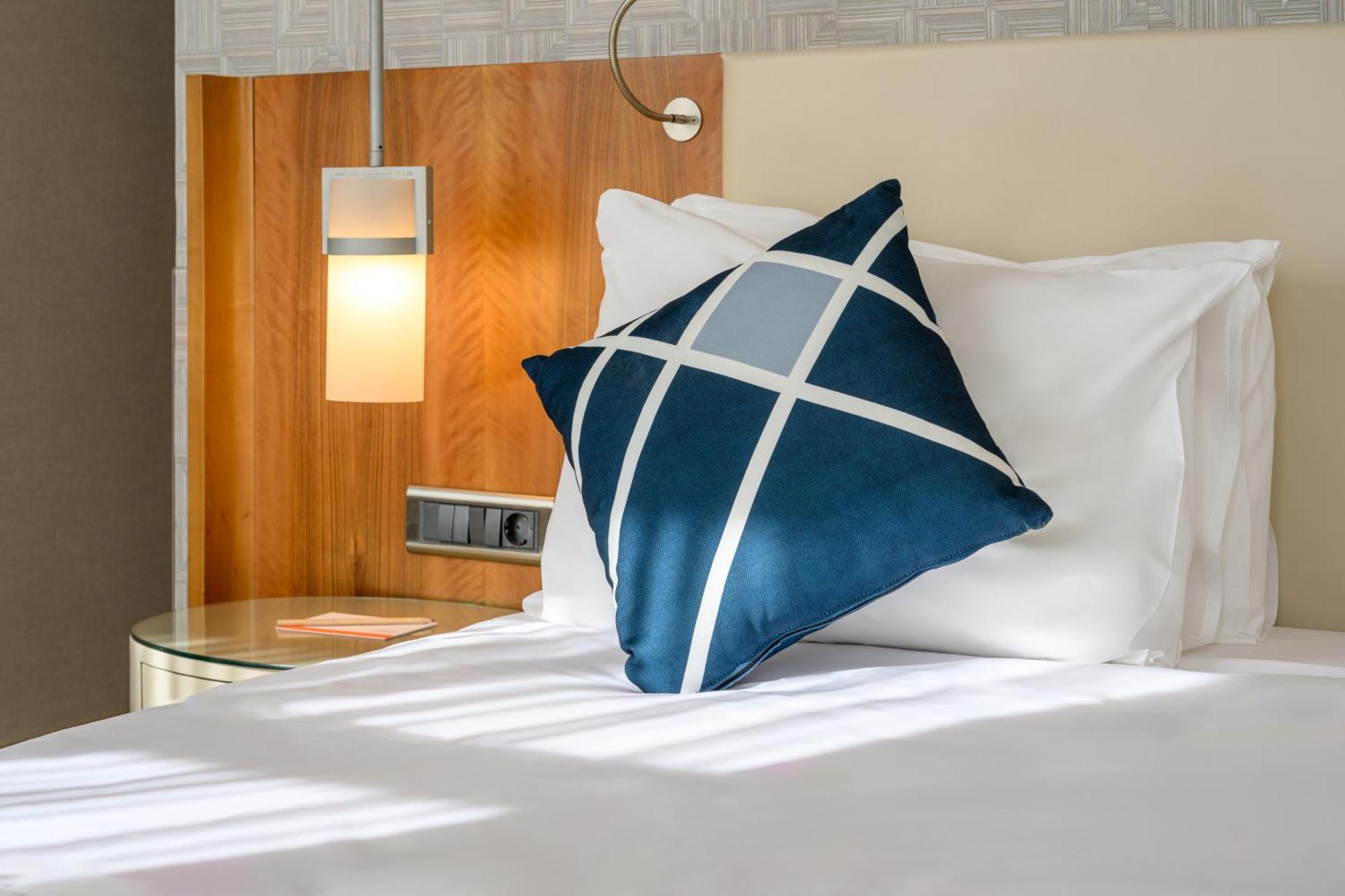 Four Points Flex By Sheraton Istanbul Taksim Square Extérieur photo