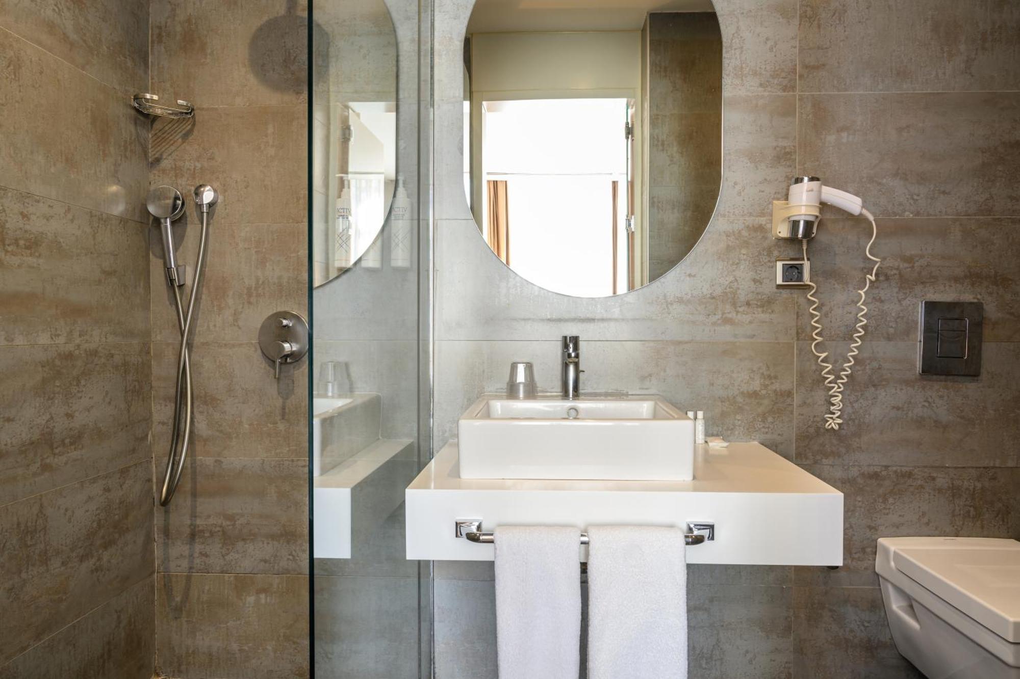 Four Points Flex By Sheraton Istanbul Taksim Square Extérieur photo