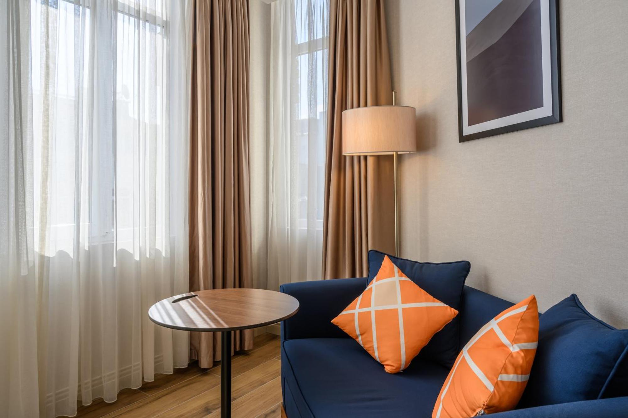 Four Points Flex By Sheraton Istanbul Taksim Square Extérieur photo