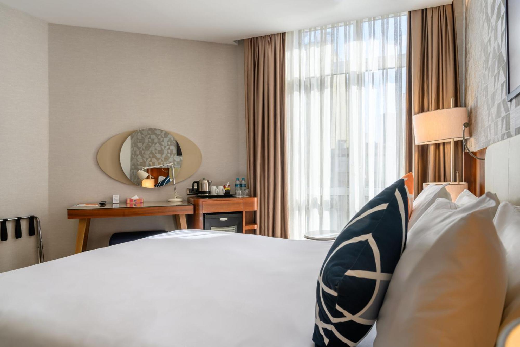 Four Points Flex By Sheraton Istanbul Taksim Square Extérieur photo